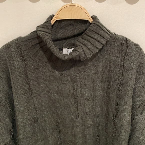 GILLI Women's Happy Holidays Pullover Knit Size 1X Hunter Green - Picture 3 of 6